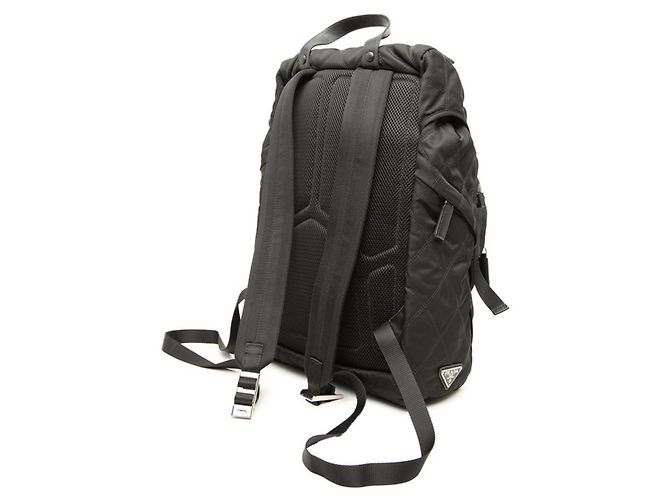 Prada Rucksack mit Triangle-Logo-Plakette - Ansicht 2