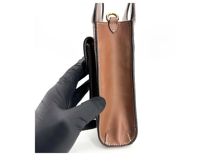 Burberry Logo Pocket Canvas with Leather Small - vista 3