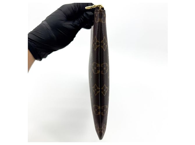 Louis Vuitton Etui Voyage Monogram Canvas MM - vista 3
