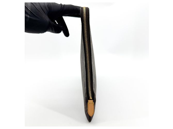 Louis Vuitton Etui Voyage Monogram Canvas MM - vista 4