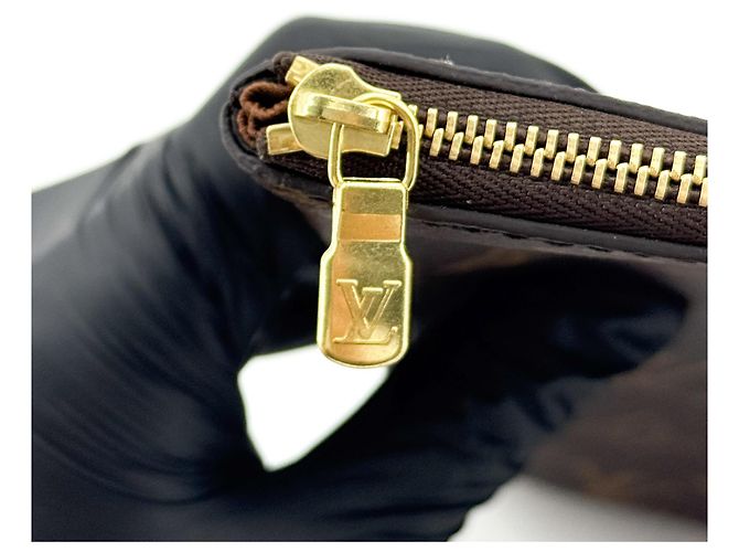 Louis Vuitton Etui Voyage Monogram Canvas MM - vista 7