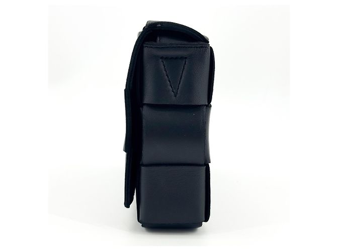 Bottega Veneta Cassette Maxi Intrecciato Leather Mini - vista 3