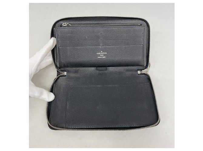 Louis Vuitton Epi Zippy Organizer Long Wallet - view 3