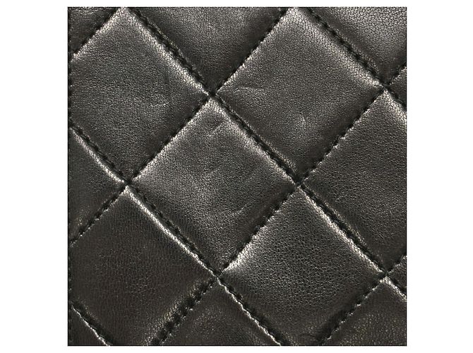 Timeless Borsa a tracolla Chanel Matelassé con catena in pelle d'agnello nera - vista 8
