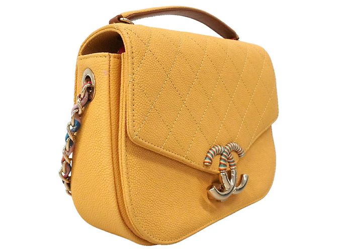 Bolsa de ombro Chanel amarela - vista 2