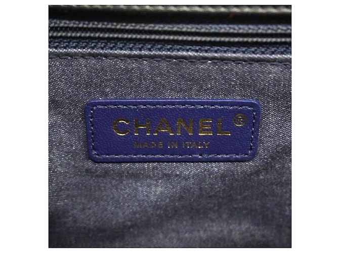 Timeless Chanel Matelassé Schultertasche mit Kette - Ansicht 5