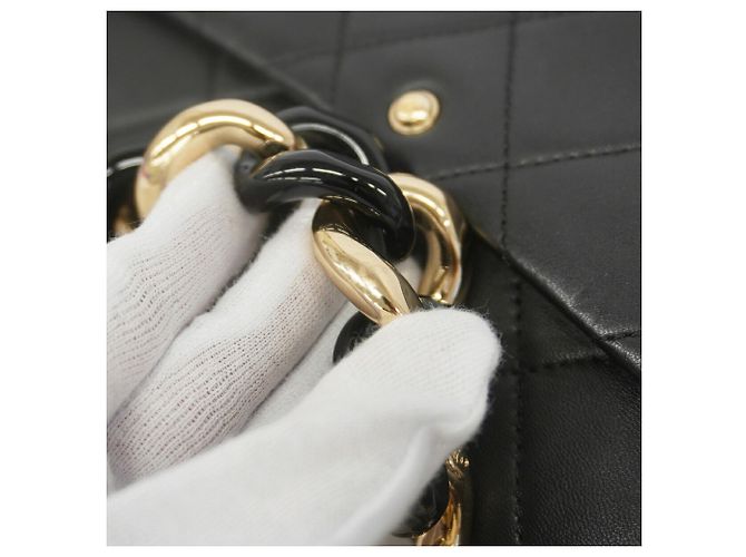 Timeless Chanel Matelassé Schultertasche mit Kette - Ansicht 7
