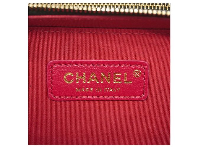 Bolsa de Ombro Chanel Matelassé com Corrente - vista 5
