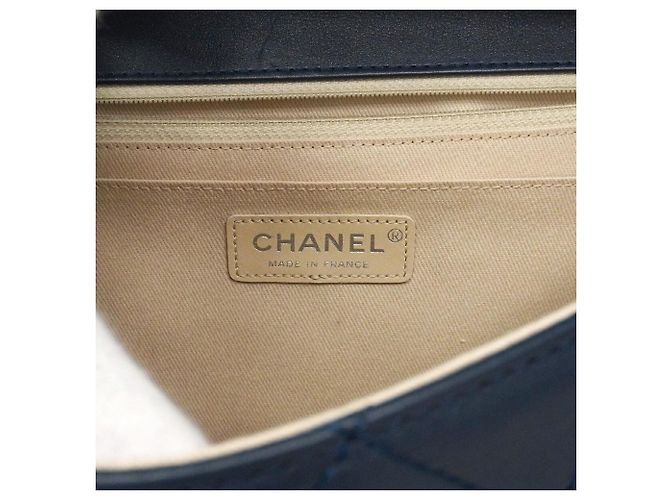 Bolso de hombro Chanel Matelassé Navy - vista 5