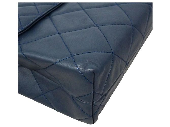 Bolso de hombro Chanel Matelassé Navy - vista 6
