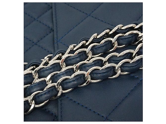 Bolso de hombro Chanel Matelassé Navy - vista 7