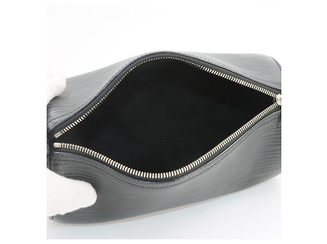 Borsa a spalla Louis Vuitton Epi XL Soft Polochon PM - vista 6
