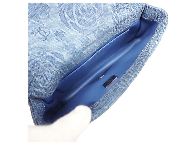 Bolsa de Ombro Chanel Matelassé com Corrente - vista 4