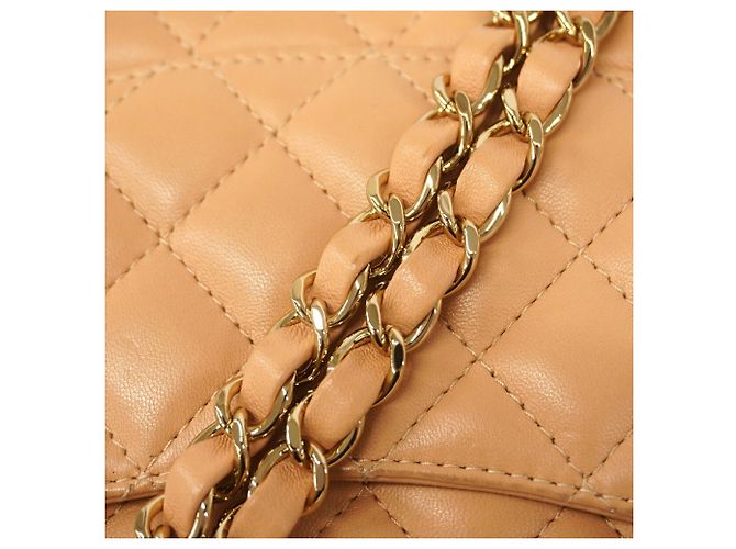 Bolso de hombro Chanel de piel de cordero beige - vista 7
