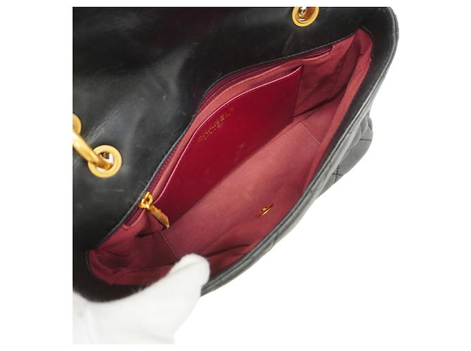 Timeless Chanel Matelassé Schultertasche mit Kette - Ansicht 4