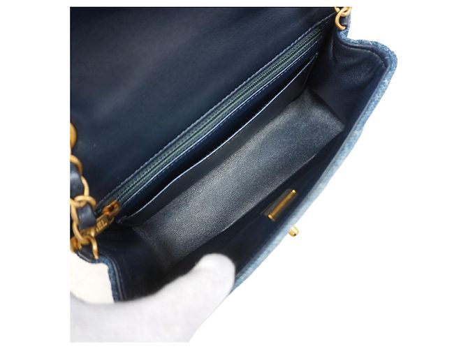 Bolso de hombro Chanel Mini Matelassé con cadena - vista 4