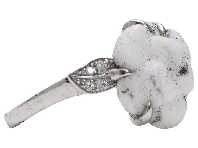 Timeless Anello Chanel Camelia in oro bianco - vista 3