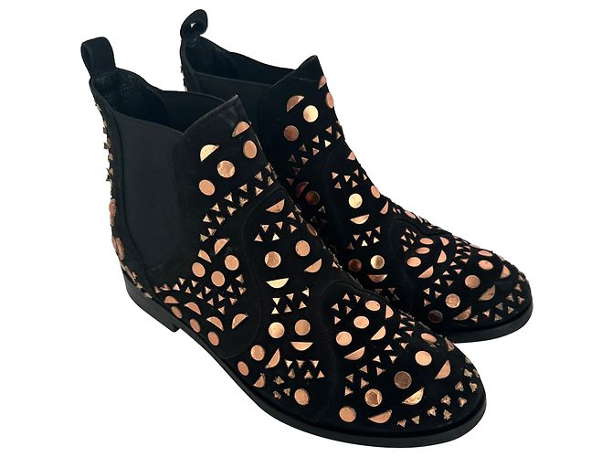 Alaïa Patterned Chelsea Boots in Black Suede - view 5