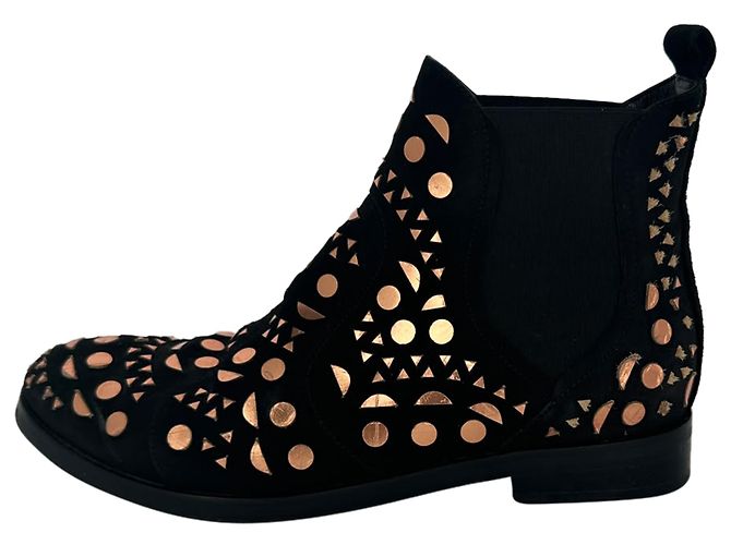 Alaïa Patterned Chelsea Boots in Black Suede - view 7
