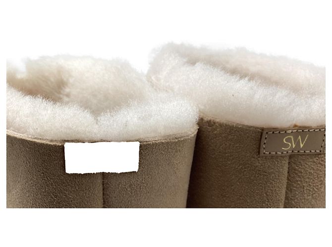 Stuart Weitzman Cozy Boot aus Wildleder in Tan - Ansicht 8