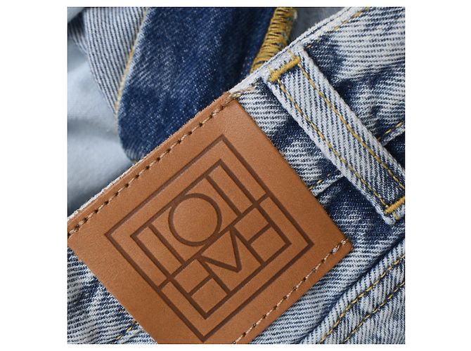 Falda midi de denim Totême en algodón azul - vista 11