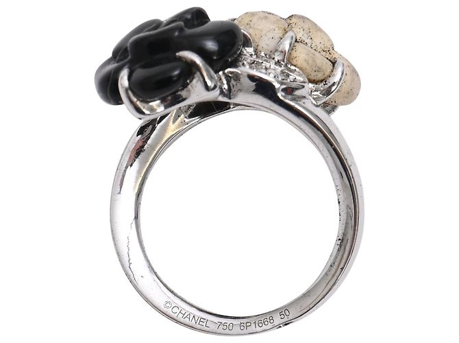 Timeless Anello Chanel Camélia Sculpte in oro bianco - vista 7