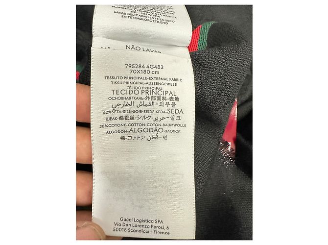Gucci Web-Stripe Schal mit Fransen aus grauer Seide - Ansicht 16