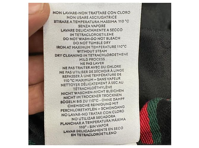 Gucci Web-Stripe Schal mit Fransen aus grauer Seide - Ansicht 17