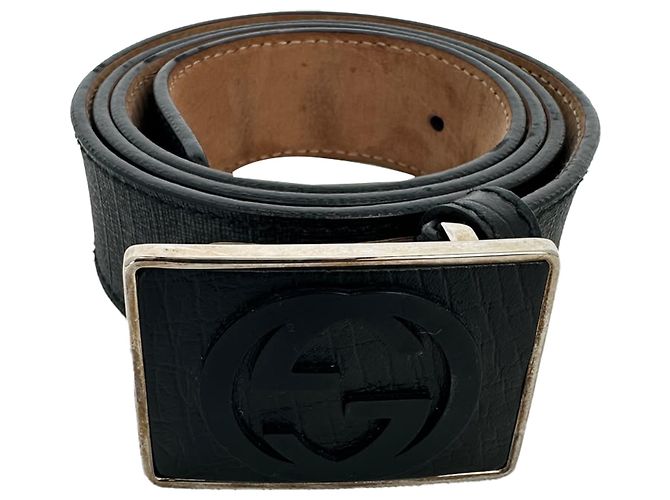 Gucci Interlocking G Plaque Gürtel aus schwarzem Leder - Ansicht 2