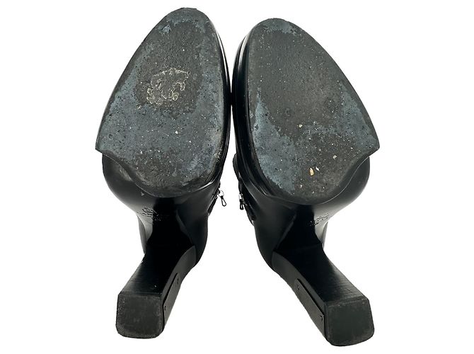 Bottines Lanvin en cuir noir - vue 14