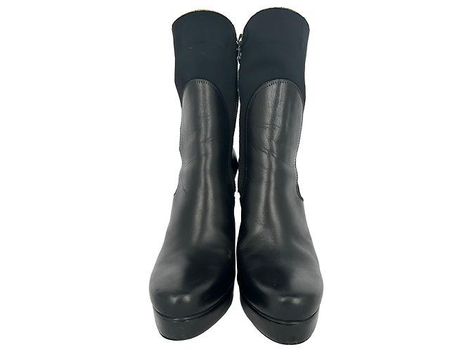 Bottines Lanvin en cuir noir - vue 3