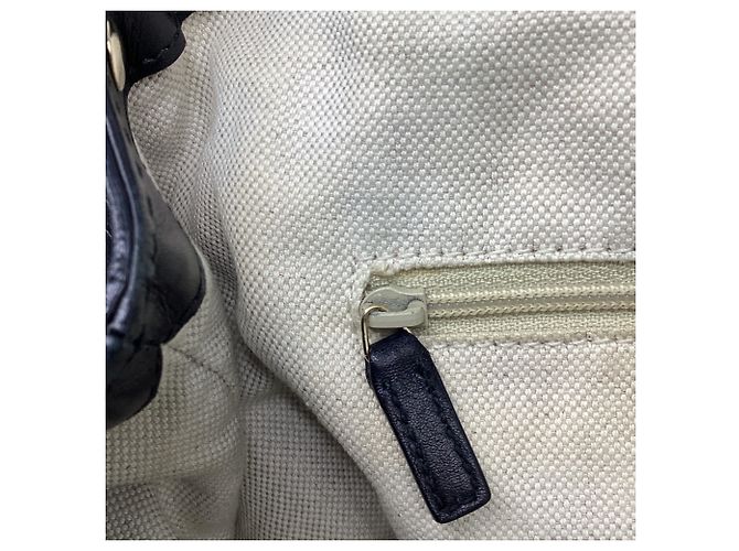 Saco Tote Gucci Sukey Medium em pele preta - vista 10