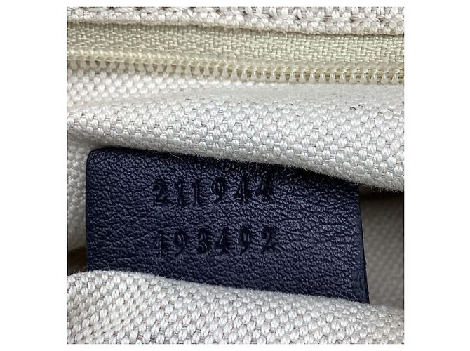 Saco Tote Gucci Sukey Medium em pele preta - vista 11