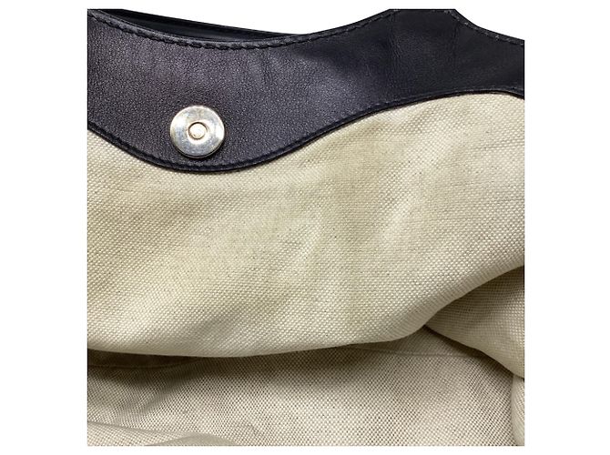 Saco Tote Gucci Sukey Medium em pele preta - vista 13