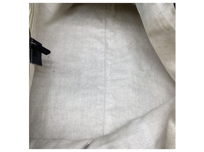 Saco Tote Gucci Sukey Medium em pele preta - vista 7