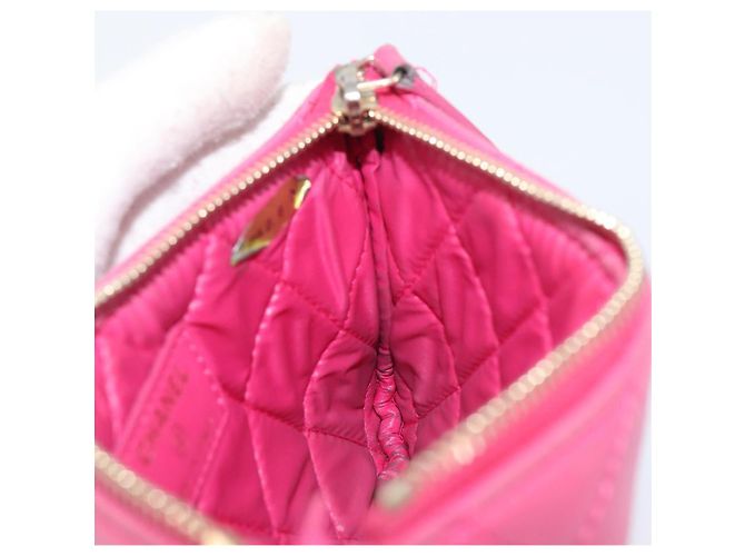 Portamonete CHANEL Matelassé in pelle d'agnello rosa con CC dorato - vista 18