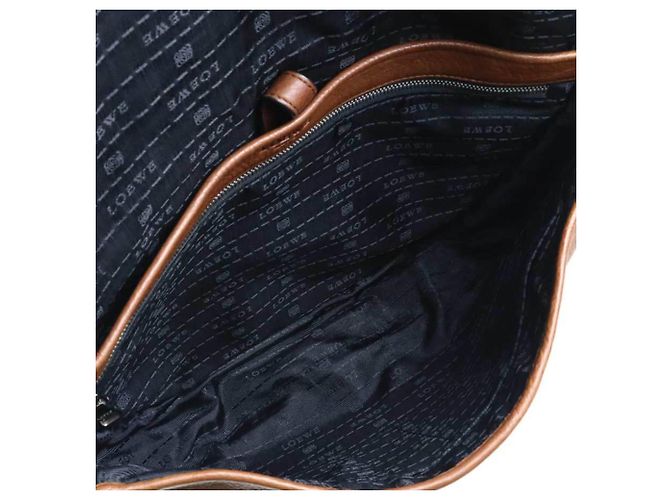 Bolsa de Ombro em Couro Loewe - vista 5