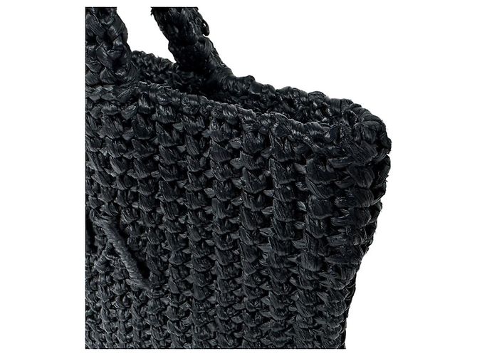 Prada Small Crochet Tote Handbag aus schwarzer Raffia - Ansicht 6