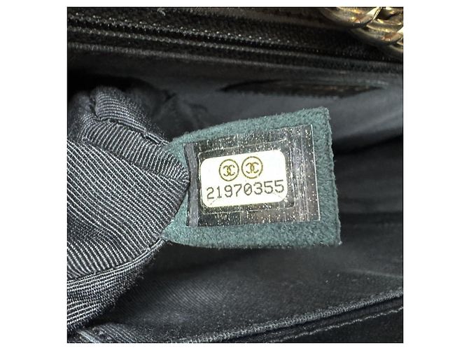 Bolso de hombro Chanel Boy Large de piel de cordero - vista 13
