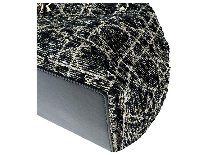 Sac à main Christian Dior Toujours Medium - vue 8