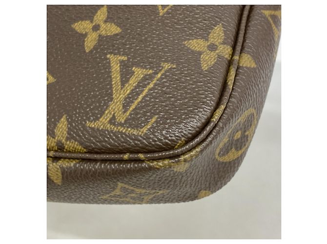 Louis Vuitton Monogram Pochette Accessoires Pouch - vista 8