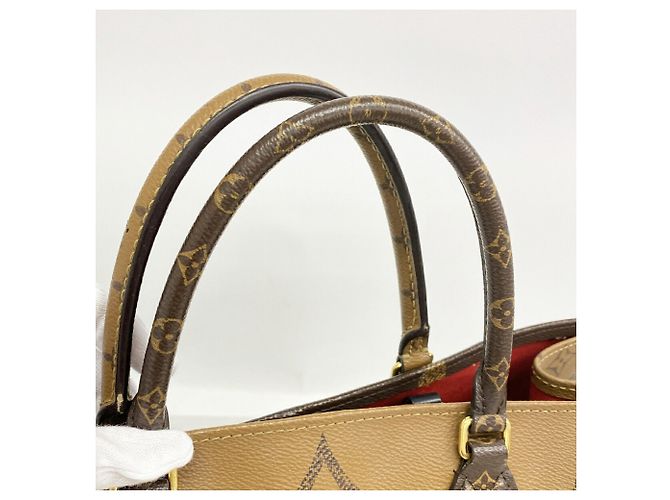Borsa Tote Louis Vuitton Monogram Giant Reverse OnTheGo GM - vista 10