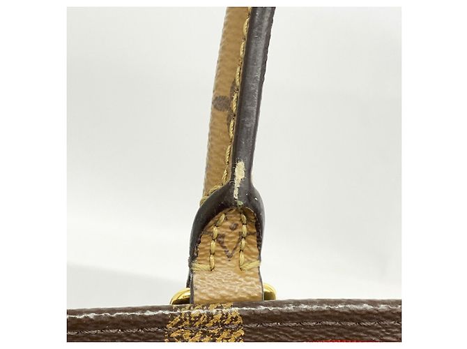Borsa Tote Louis Vuitton Monogram Giant Reverse OnTheGo GM - vista 7