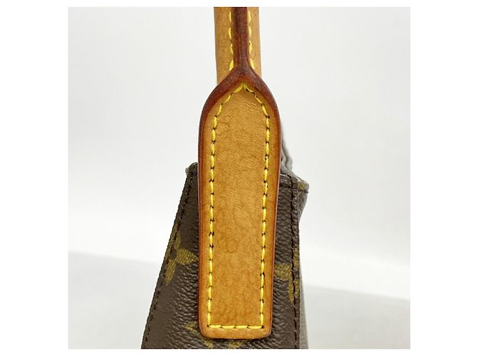 Sac à épaule Louis Vuitton Monogram Looping MM - vue 10