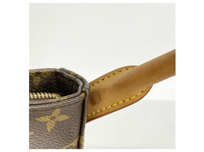 Sac à épaule Louis Vuitton Monogram Looping MM - vue 7