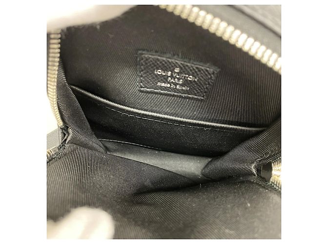Borsa a tracolla Louis Vuitton Taigarama Outdoor - vista 4