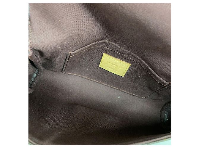 Sac à main Louis Vuitton Monogram Favorite PM - vue 4