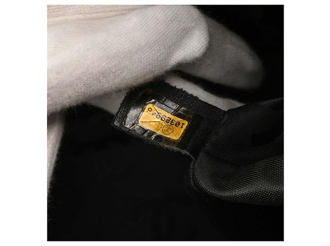 Chanel CC Pocket Pony Hair with Patent Medium - vista 5