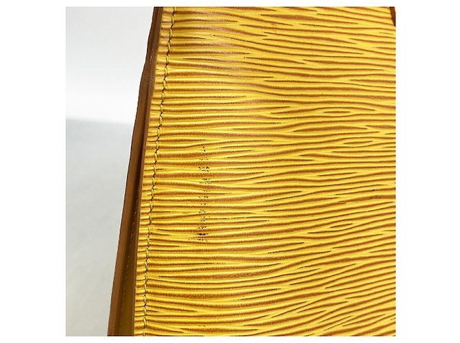 Louis Vuitton Epi Lussac Schultertasche - Ansicht 10