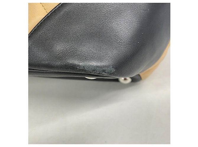 Saco Tote Chanel Cambon em Pele de Cordeiro - vista 6